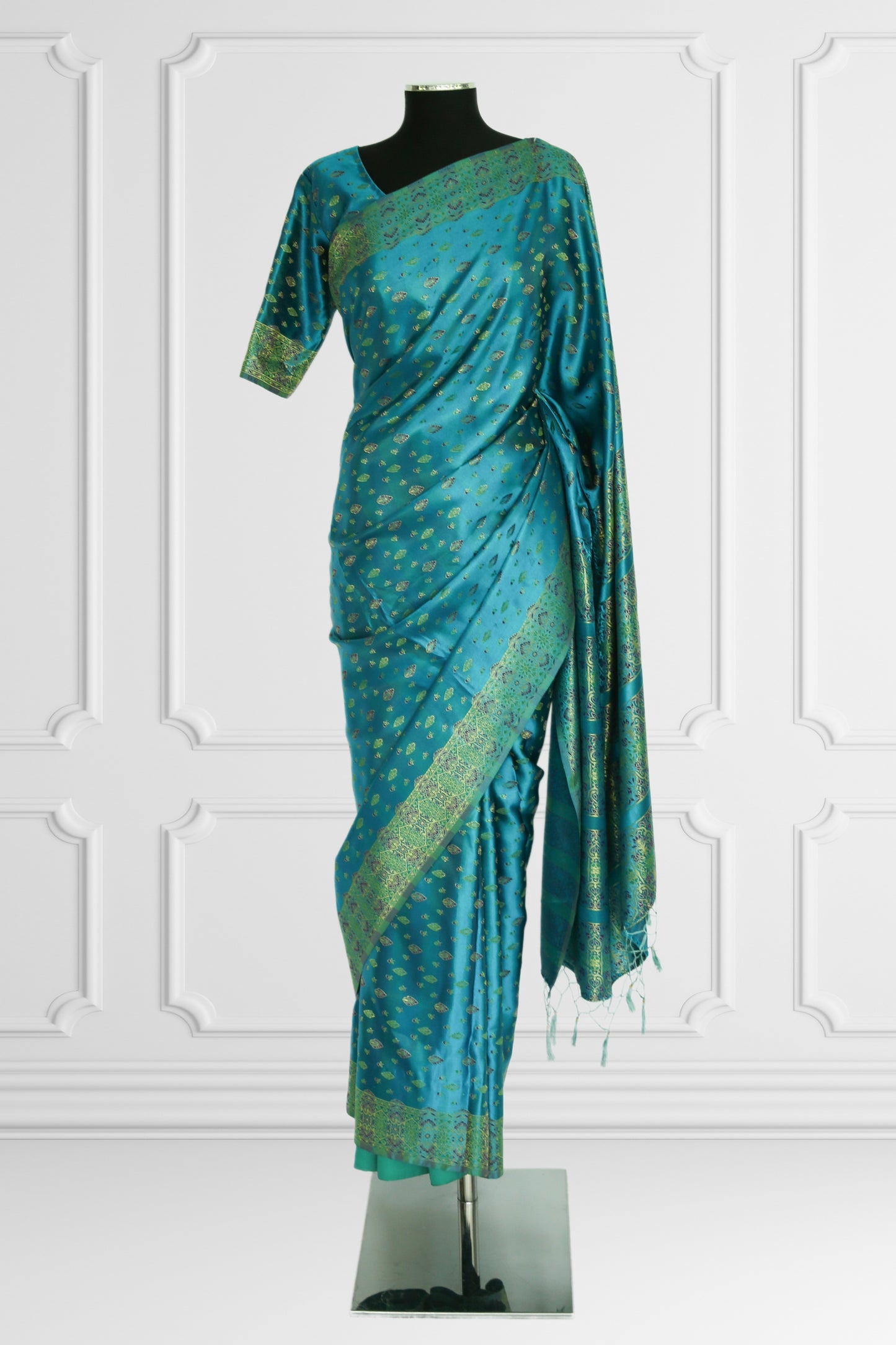 Emerald Radiance Silk Saree