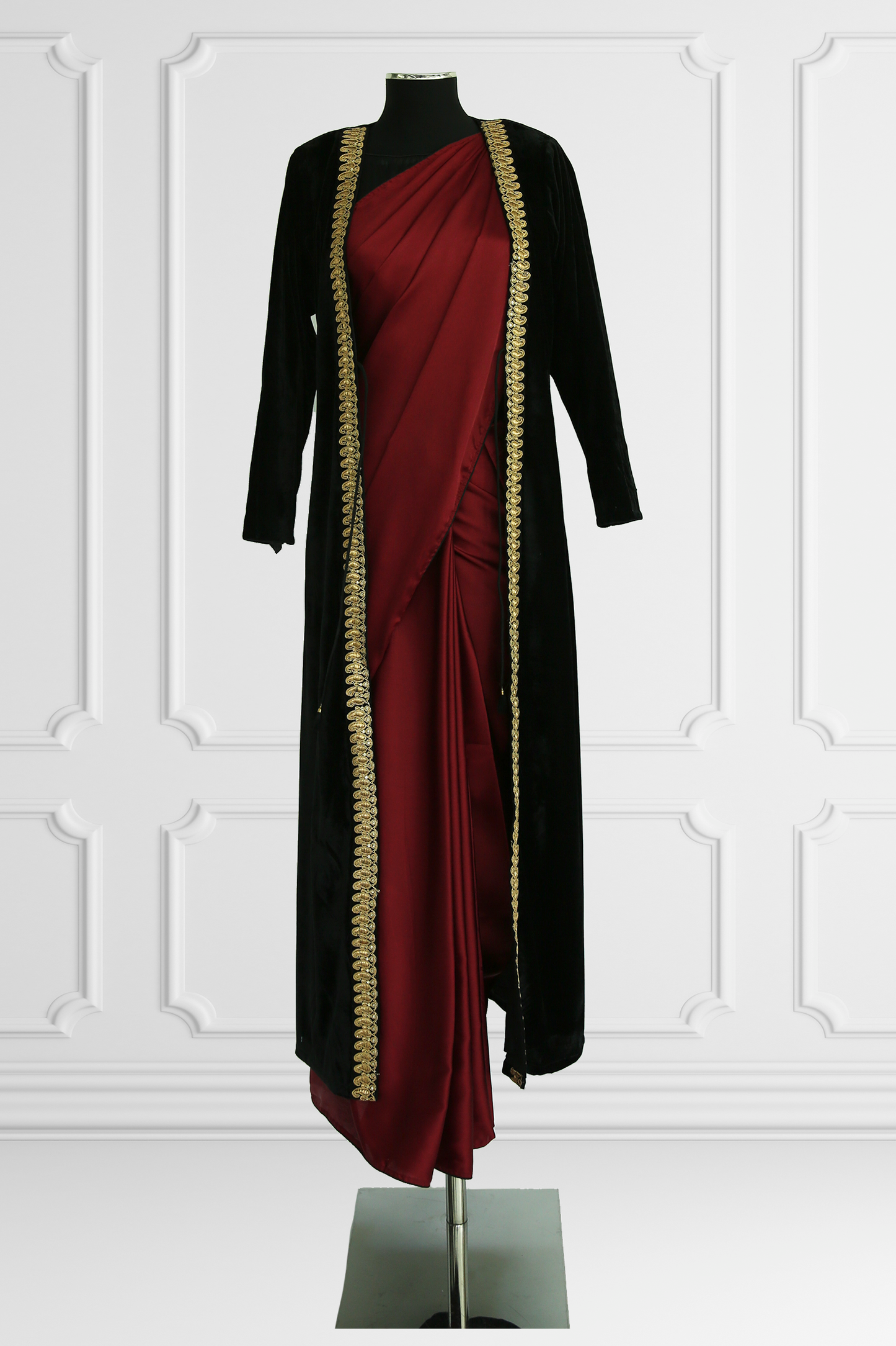 Plain Burgundy Saree with Velvet Coat