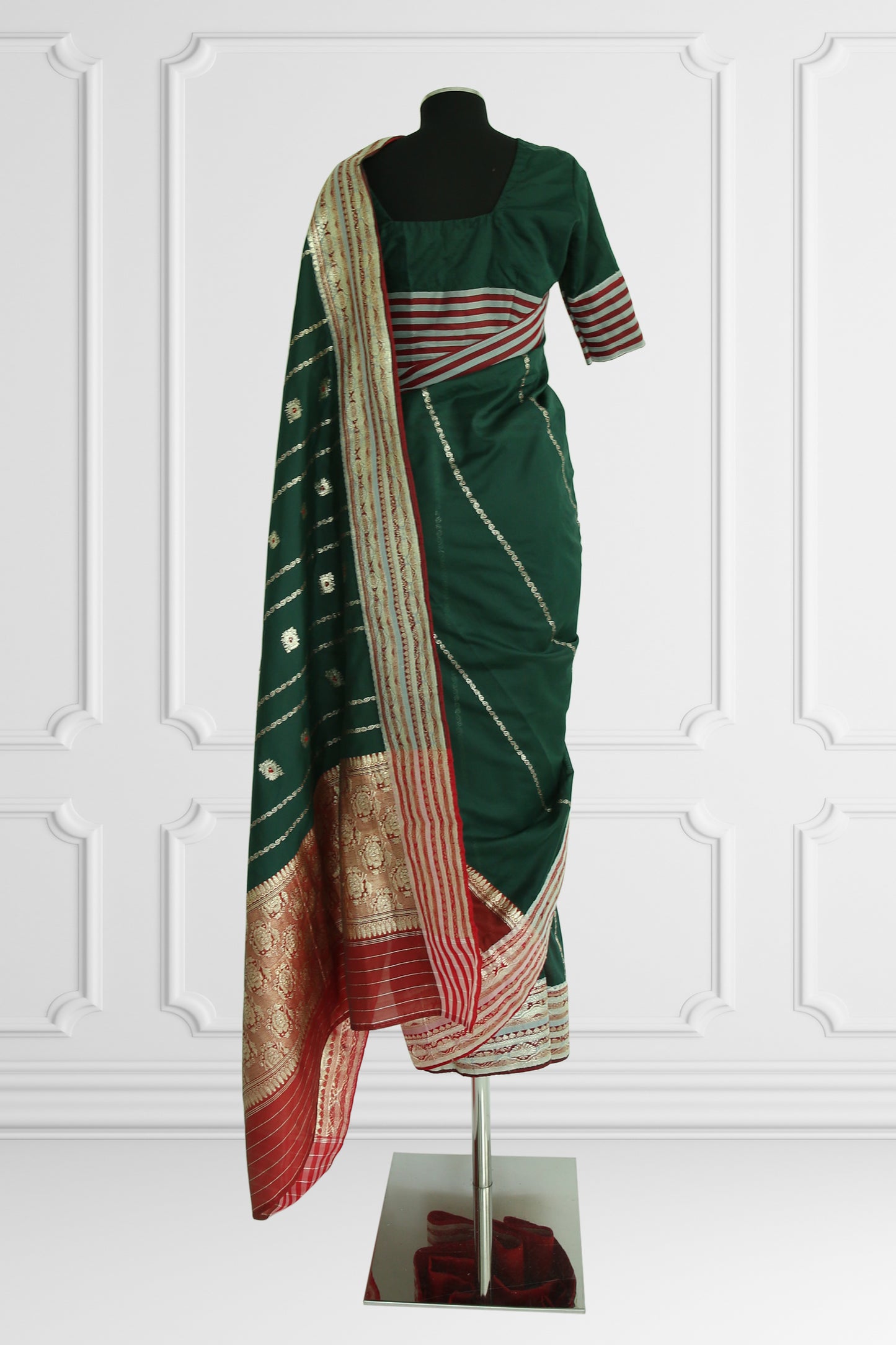 Emerald Elegance Handwoven Saree