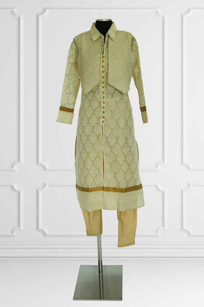 Elegance in Ivory Kurta Set