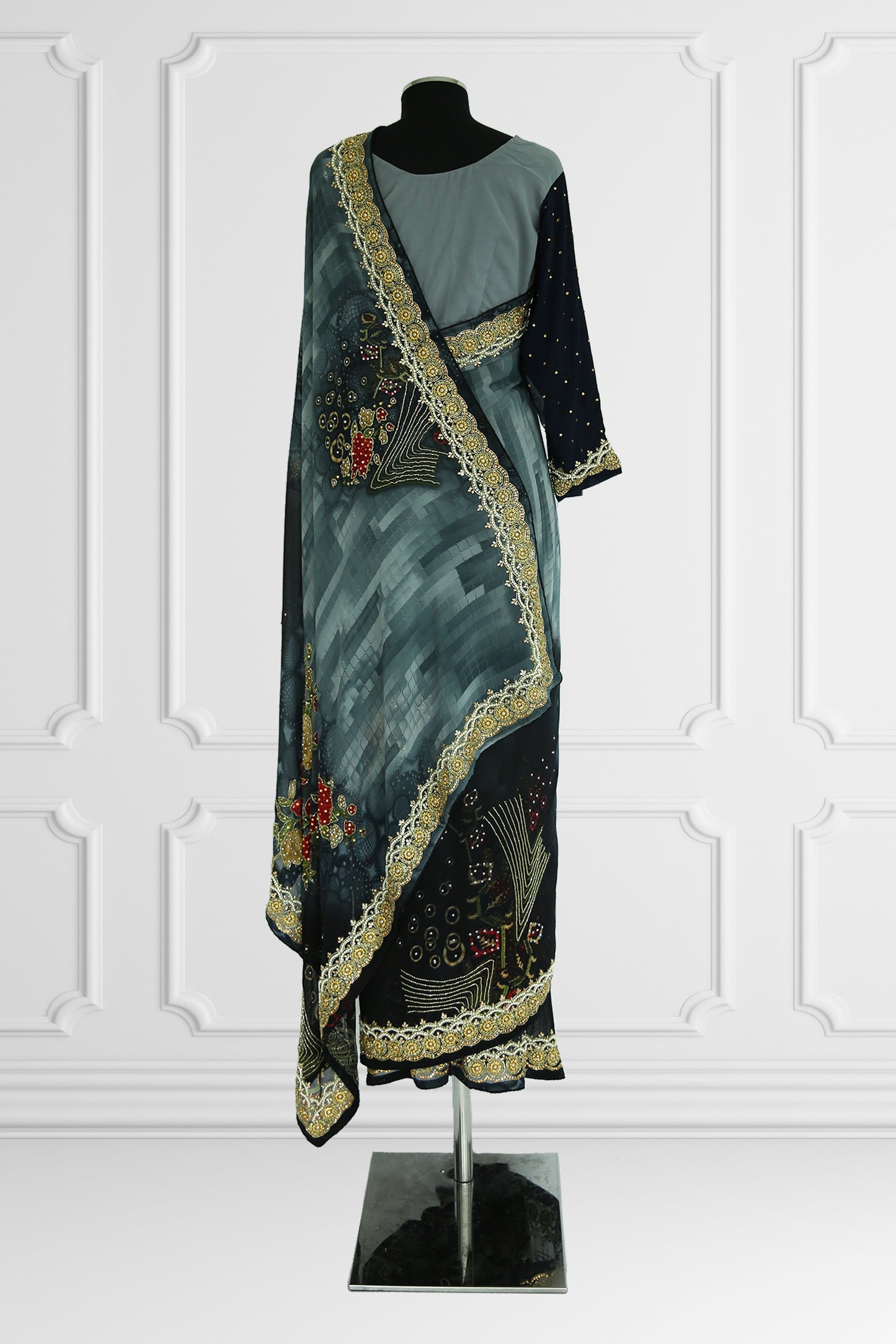 Dark FLoral Saree Set