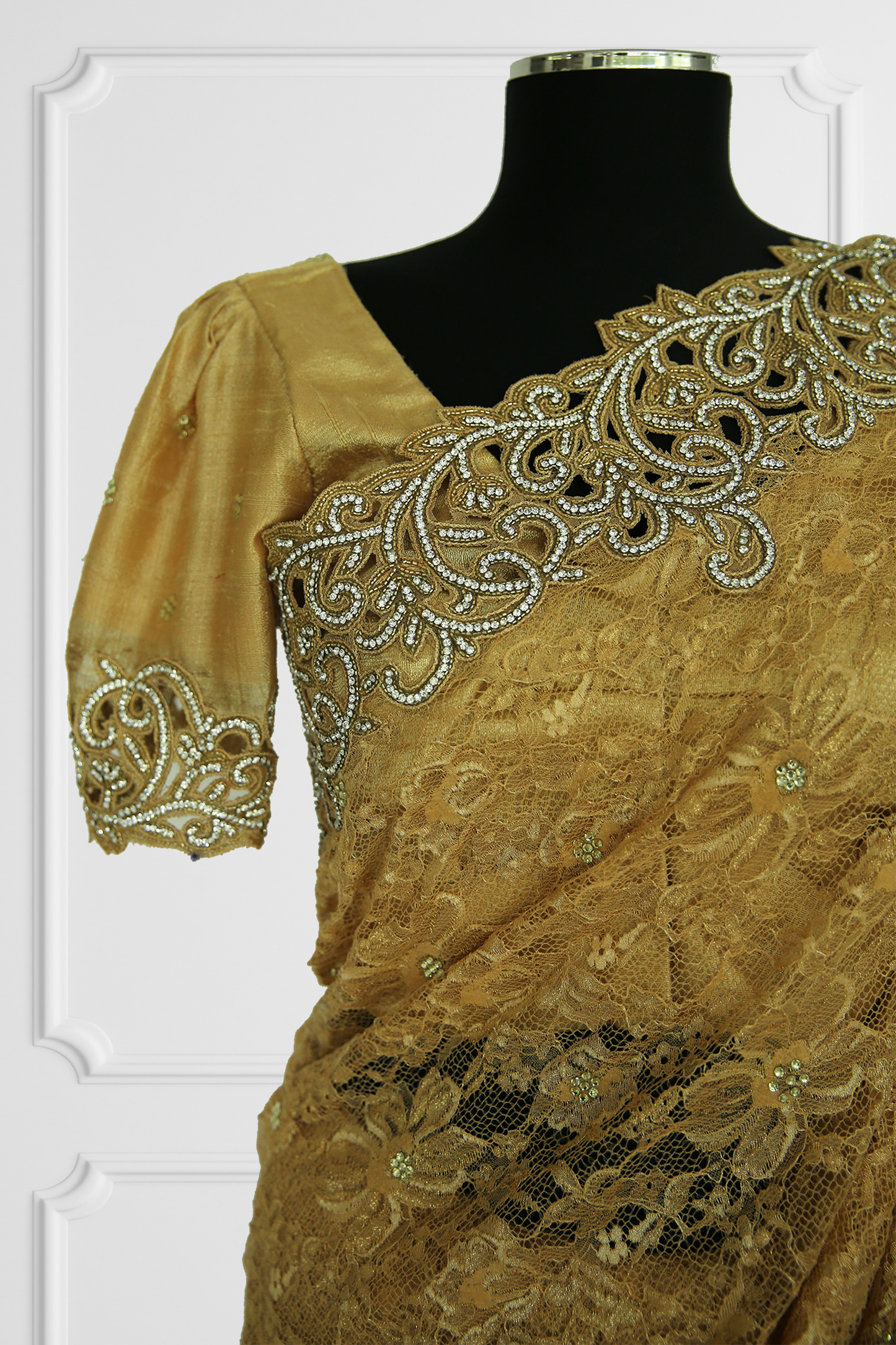 Gold Lace Saree Set