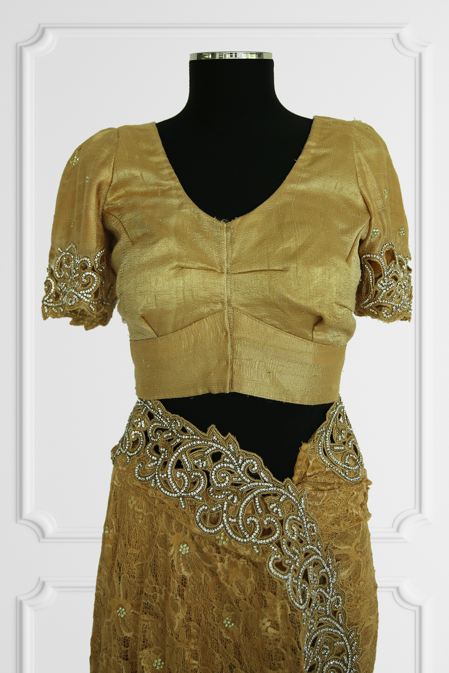 Gold Lace Saree Set