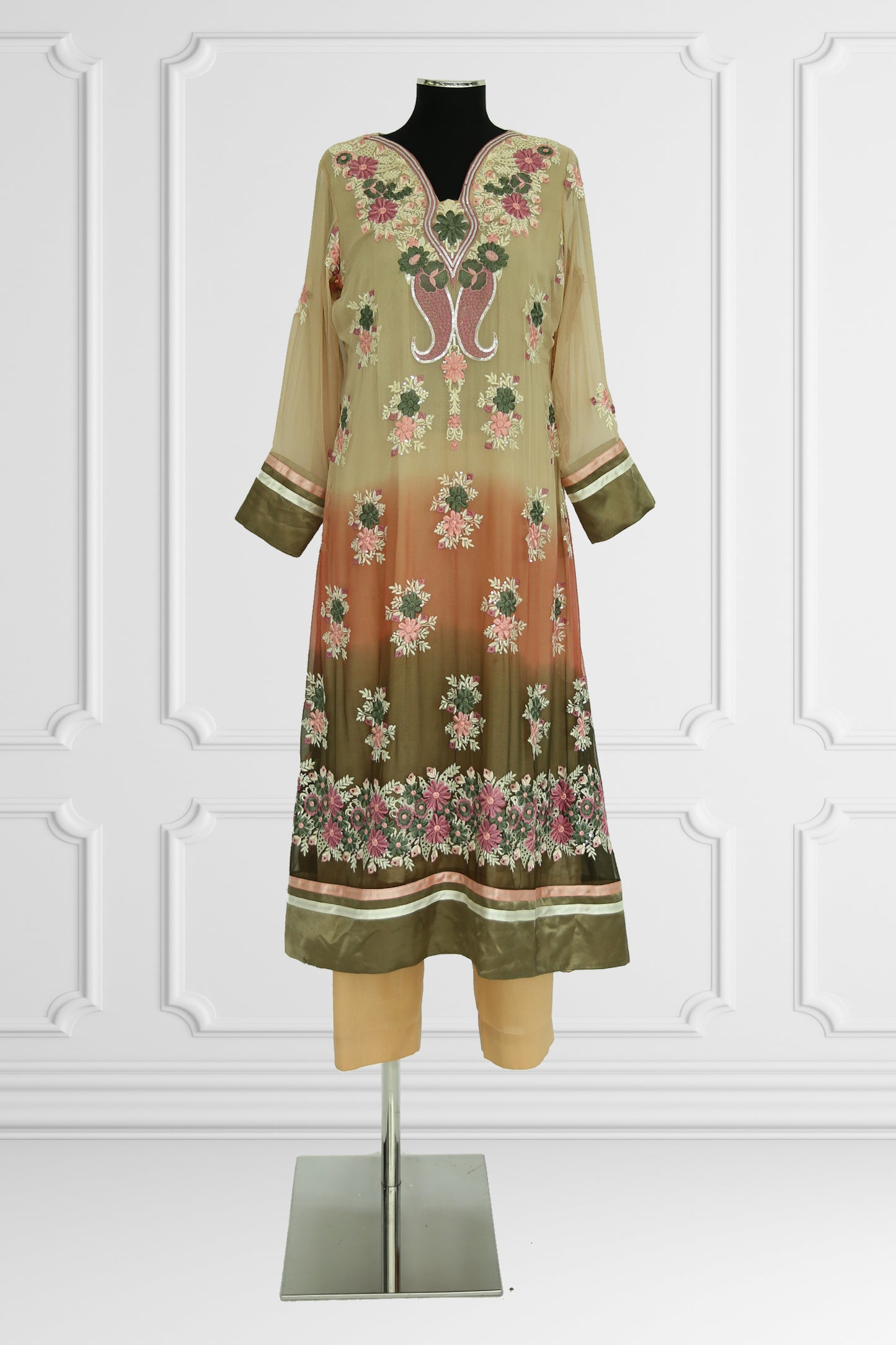 Nudes Floral Embroidered Kurta Set