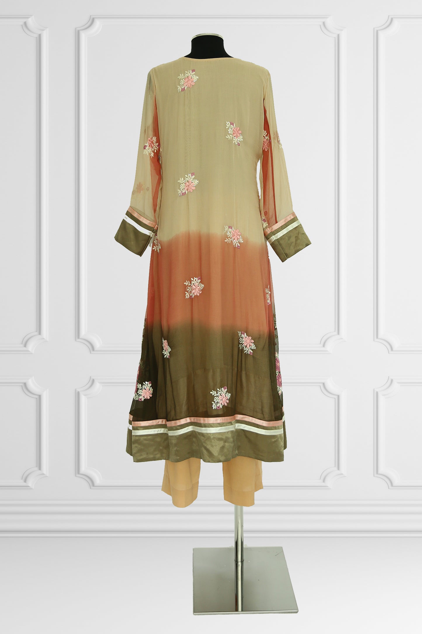 Nudes Floral Embroidered Kurta Set