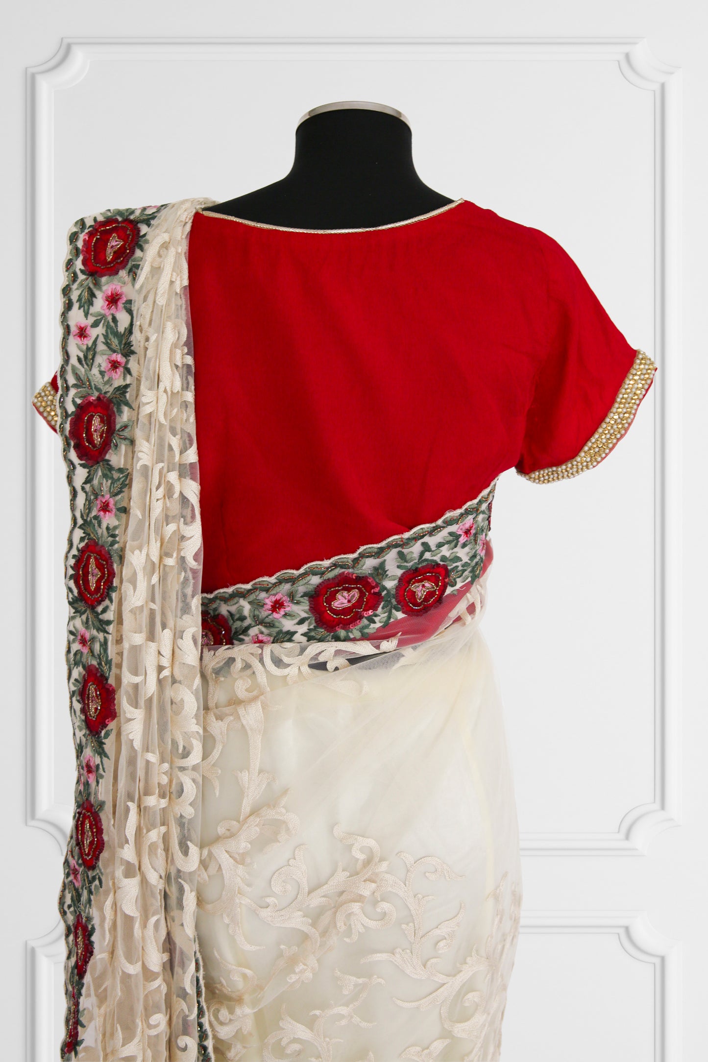 Off White Saree Set with Red Blouse and Floral Embroidered Border