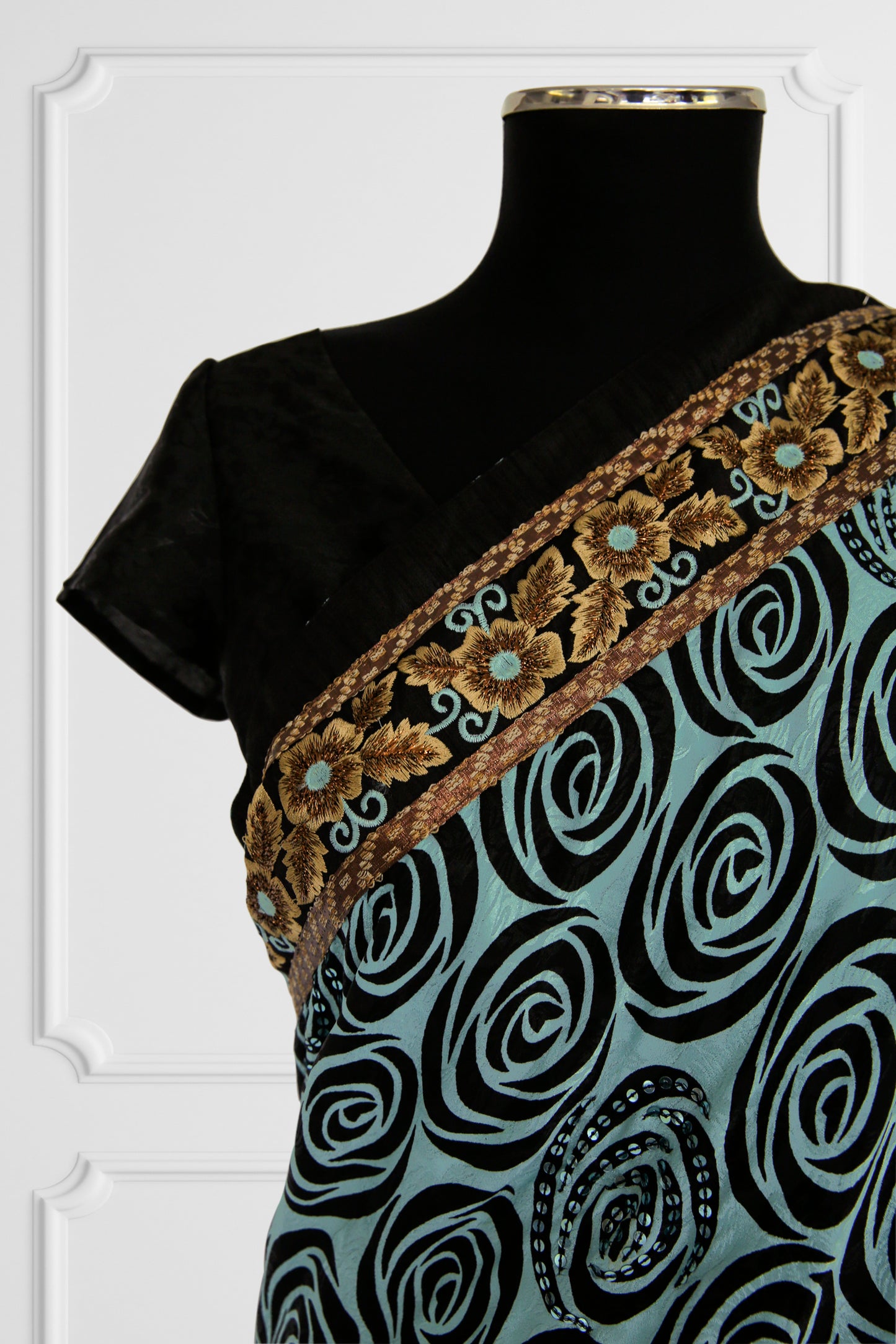 Turquoise Swirl Saree Set