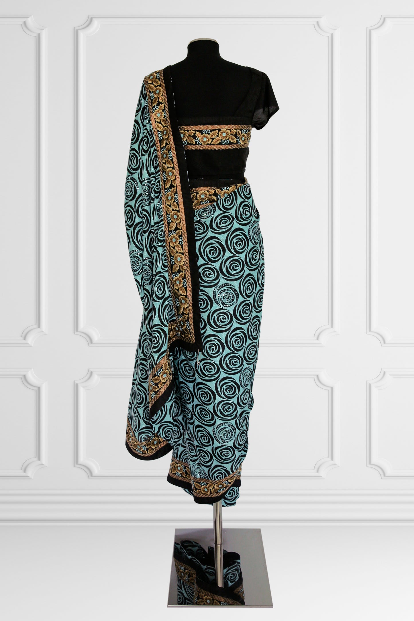 Turquoise Swirl Saree Set