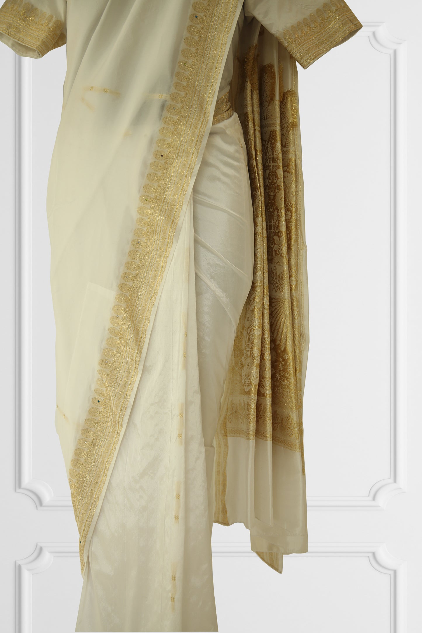 Traditional Kerela White Silk Saree Set