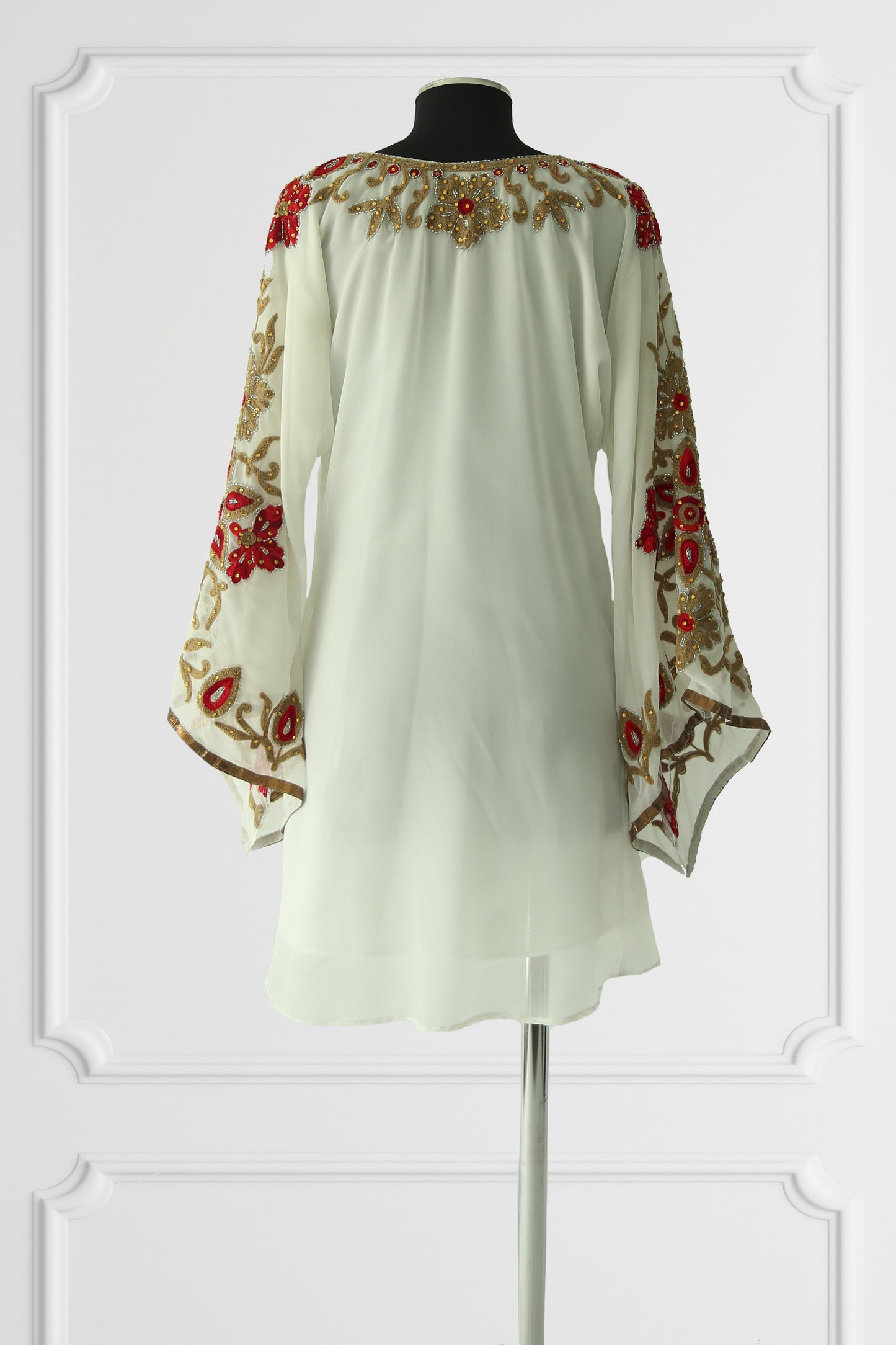 White Embroidered Kurta